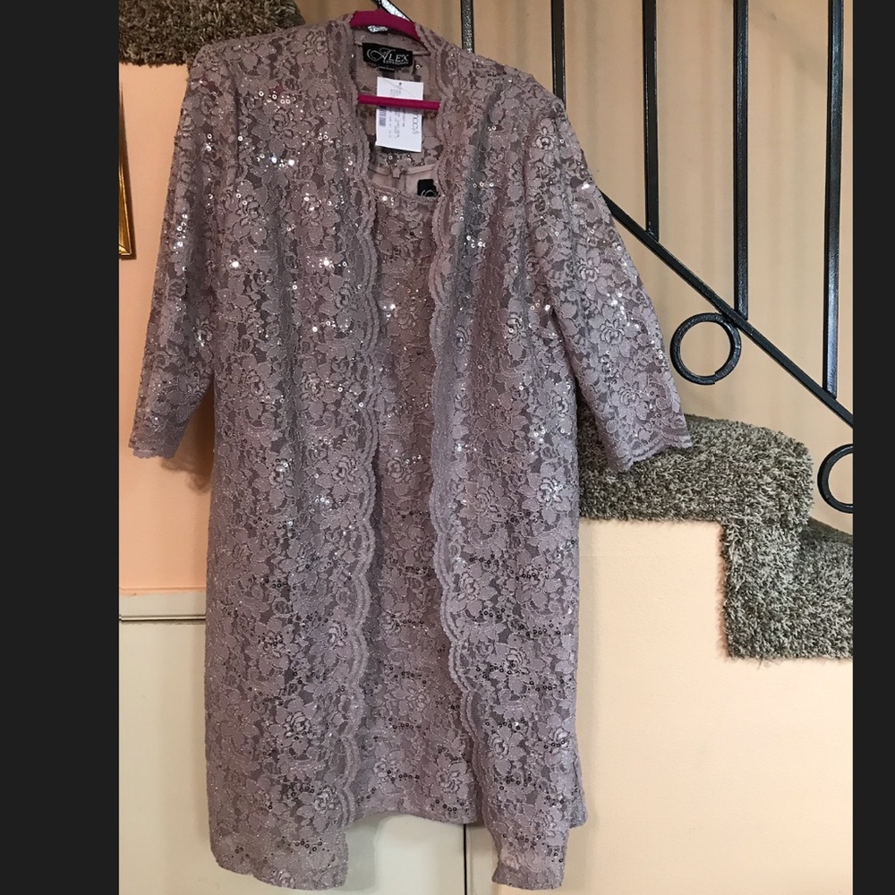 Alex evenings dress